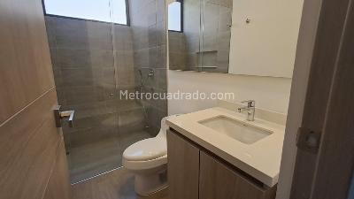 Apartamento de 2 alcobas en arriendo en Llanogrande, Rionegro, 190 m² · foto 11 de 20