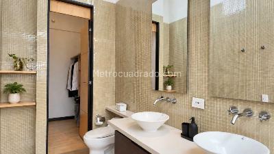 Casa de 3 alcobas en venta en Loma Del Chocho, Envigado, 310 m² · foto 8 de 20