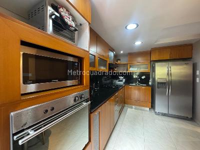 Apartamento de 3 alcobas en arriendo en El Poblado, Medellín, 114 m² · foto 5 de 18