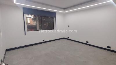 Casa de 5 alcobas en arriendo en Lalinde, Medellín, 300 m² · foto 6 de 16