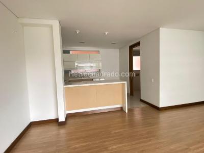 Apartamento de 2 alcobas en arriendo en El Poblado, Medellín, 114 m² · foto 5 de 14