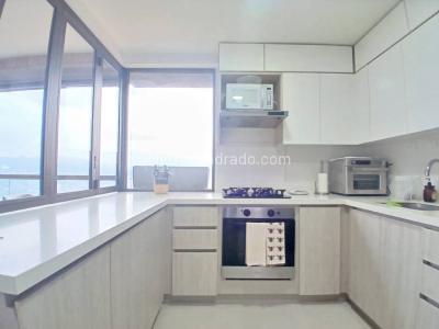 Apartamento en arriendo en El Poblado, Medellín · foto 9 de 20