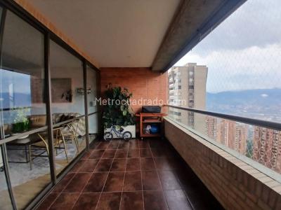 Apartamento en arriendo en El Poblado, Medellín · foto 12 de 20