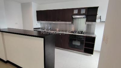 Apartamento de 3 alcobas en arriendo en Las Santas, Medellín, 126 m² · foto 4 de 10