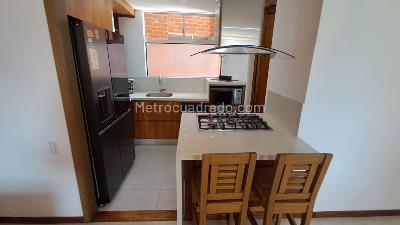 Apartamento de 3 alcobas en arriendo en El Poblado, Medellín, 115 m² · foto 4 de 17