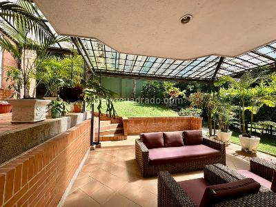 Casa en arriendo en El Poblado, Medellín · foto 7 de 20