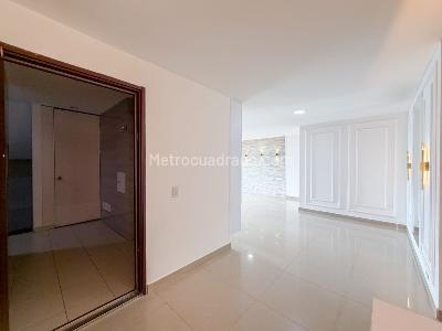 Apartamento de 3 alcobas en arriendo en Laureles, Medellín, 102 m² · foto 5 de 13