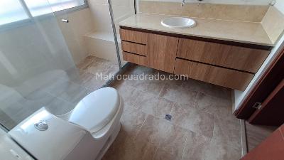 Apartamento de 1 alcoba en arriendo en Santa Maria De Los Angeles, Medellín, 70 m² · foto 10 de 13