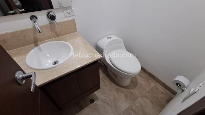 Apartamento de 1 alcoba en arriendo en Santa Maria De Los Angeles, Medellín, 70 m² · foto 12 de 13