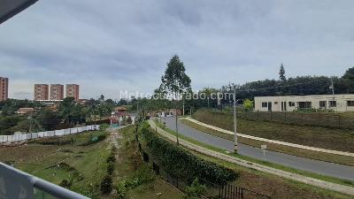 Apartamento de 3 alcobas en arriendo en Ojo De Agua, Rionegro, 73 m² · foto 2 de 16