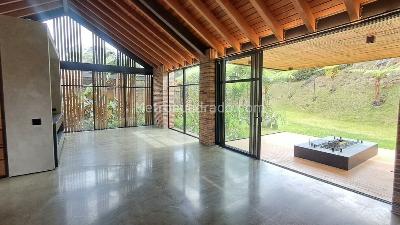 Casa de 3 alcobas en venta en Las Palmas, Medellín · foto 8 de 20