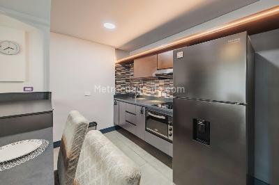 Apartamento de 1 alcoba en arriendo en El Poblado, Medellín, 77 m² · foto 3 de 15