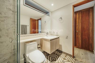 Apartamento de 1 alcoba en arriendo en El Poblado, Medellín, 77 m² · foto 14 de 15