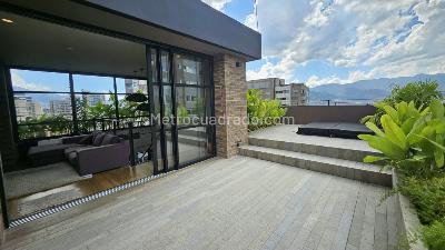Apartamento de 2 alcobas en venta en Castropol, Medellín, 275 m² · foto 5 de 19