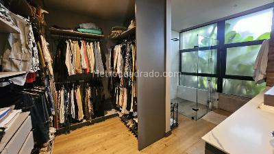 Apartamento de 2 alcobas en venta en Castropol, Medellín, 275 m² · foto 6 de 19