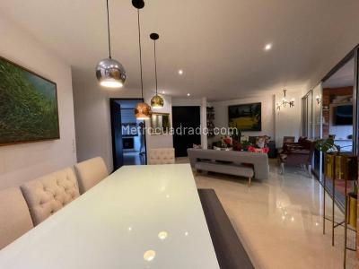 Apartamento de 3 alcobas en venta en San Lucas, Medellín, 160 m² · foto 4 de 20