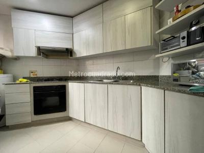 Apartamento de 3 alcobas en venta en San Lucas, Medellín, 160 m² · foto 9 de 20