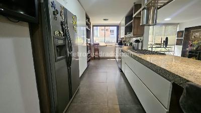 Apartamento en venta en Castropol, Medellín · foto 9 de 20