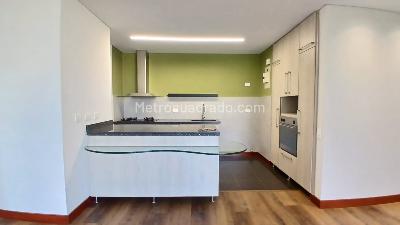 Apartamento de 3 alcobas en arriendo en Milla De Oro, Medellín, 120 m² · foto 4 de 19
