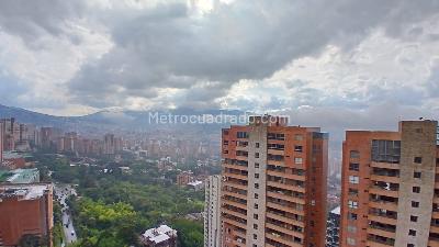 Apartamento de 3 alcobas en arriendo en El Tesoro, Medellín, 212 m² · foto 18 de 20