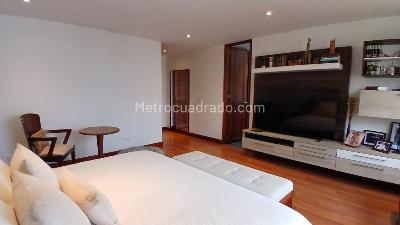 Apartamento de 3 alcobas en arriendo en El Tesoro, Medellín, 212 m² · foto 20 de 20