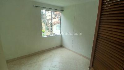 Apartamento de 3 alcobas en arriendo en Cataluña, Medellín, 78 m² · foto 2 de 7