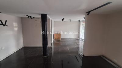 Casa de 3 alcobas en arriendo en Patio Bonito, Medellín, 250 m² · foto 3 de 18