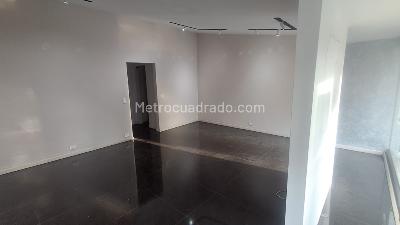 Casa de 3 alcobas en arriendo en Patio Bonito, Medellín, 250 m² · foto 8 de 18