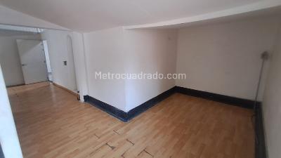 Casa de 3 alcobas en arriendo en Patio Bonito, Medellín, 250 m² · foto 14 de 18