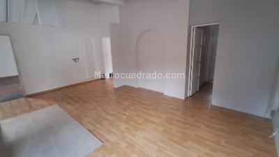 Casa de 3 alcobas en arriendo en Patio Bonito, Medellín, 250 m² · foto 16 de 18
