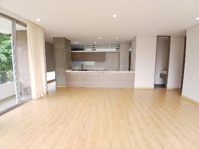 Apartamento de 2 alcobas en venta en Alejandría, Medellín, 143 m² · foto 3 de 20