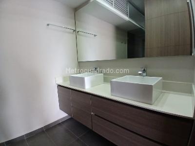 Apartamento de 2 alcobas en venta en Alejandría, Medellín, 143 m² · foto 8 de 20