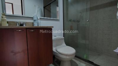 Apartamento de 3 alcobas en arriendo en Santa Fe, Medellín, 140 m² · foto 13 de 15