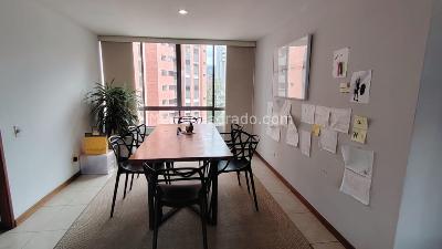 Apartamento de 3 alcobas en arriendo en Santa Fe, Medellín, 140 m² · foto 14 de 15