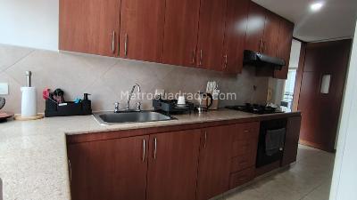 Apartamento de 3 alcobas en arriendo en Santa Fe, Medellín, 140 m² · foto 15 de 15