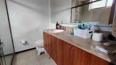 Apartamento de 3 alcobas en arriendo en Santa Fe, Medellín, 140 m² · foto 8 de 15