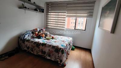 Apartamento de 3 alcobas en arriendo en Santa Fe, Medellín, 140 m² · foto 9 de 15