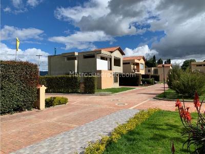 Casa en venta en Vereda Chuntame, Cajicá · foto 3 de 20
