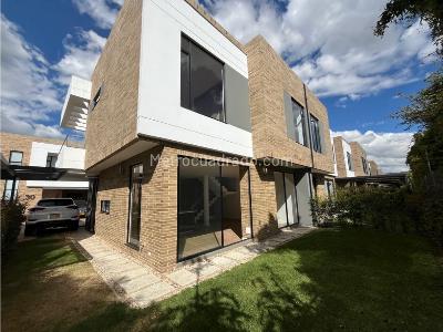 Casa en venta en Bojaca, Chía · foto 2 de 20
