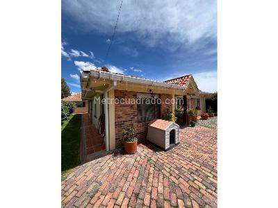 Casa de 4 alcobas en venta en Fonqueta, Chía, 208 m² · foto 3 de 20