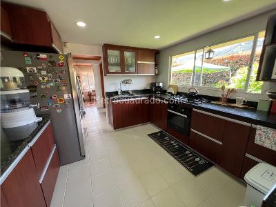 Casa de 4 alcobas en venta en Fonqueta, Chía, 208 m² · foto 11 de 20