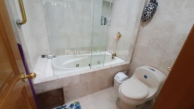 Casa de 5 alcobas en venta en Bosque Medina Usaquen, Bogotá, 468 m² · foto 18 de 20