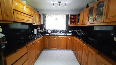 Casa de 5 alcobas en venta en Bosque Medina Usaquen, Bogotá, 468 m² · foto 8 de 20
