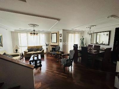 Casa en venta en Gratamira, Bogotá · foto 2 de 15