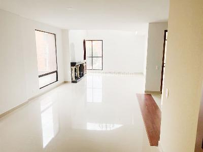 Apartamento en venta en Santa Barbara Occidental, Bogotá · foto 2 de 14