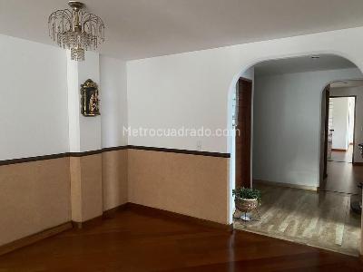 Apartamento de 3 alcobas en venta en Chico Norte, Bogotá, 111 m² · foto 15 de 18