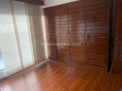 Apartamento de 3 alcobas en venta en Chico Norte, Bogotá, 111 m² · foto 4 de 18