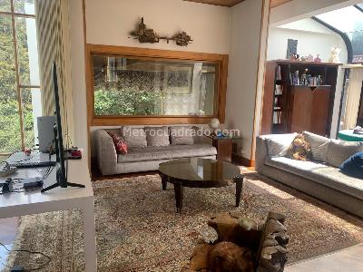 Casa de 5 alcobas en venta en Bosque De Pinos, Bogotá, 849 m² · foto 4 de 19