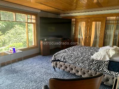 Casa de 5 alcobas en venta en Bosque De Pinos, Bogotá, 849 m² · foto 13 de 19