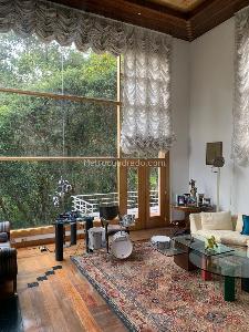 Casa de 5 alcobas en venta en Bosque De Pinos, Bogotá, 849 m² · foto 2 de 19